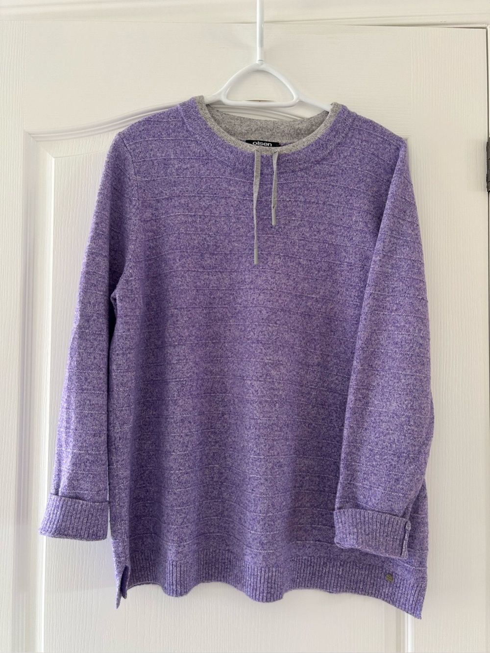 Olsen  Lavender Knit Pullover Sweater